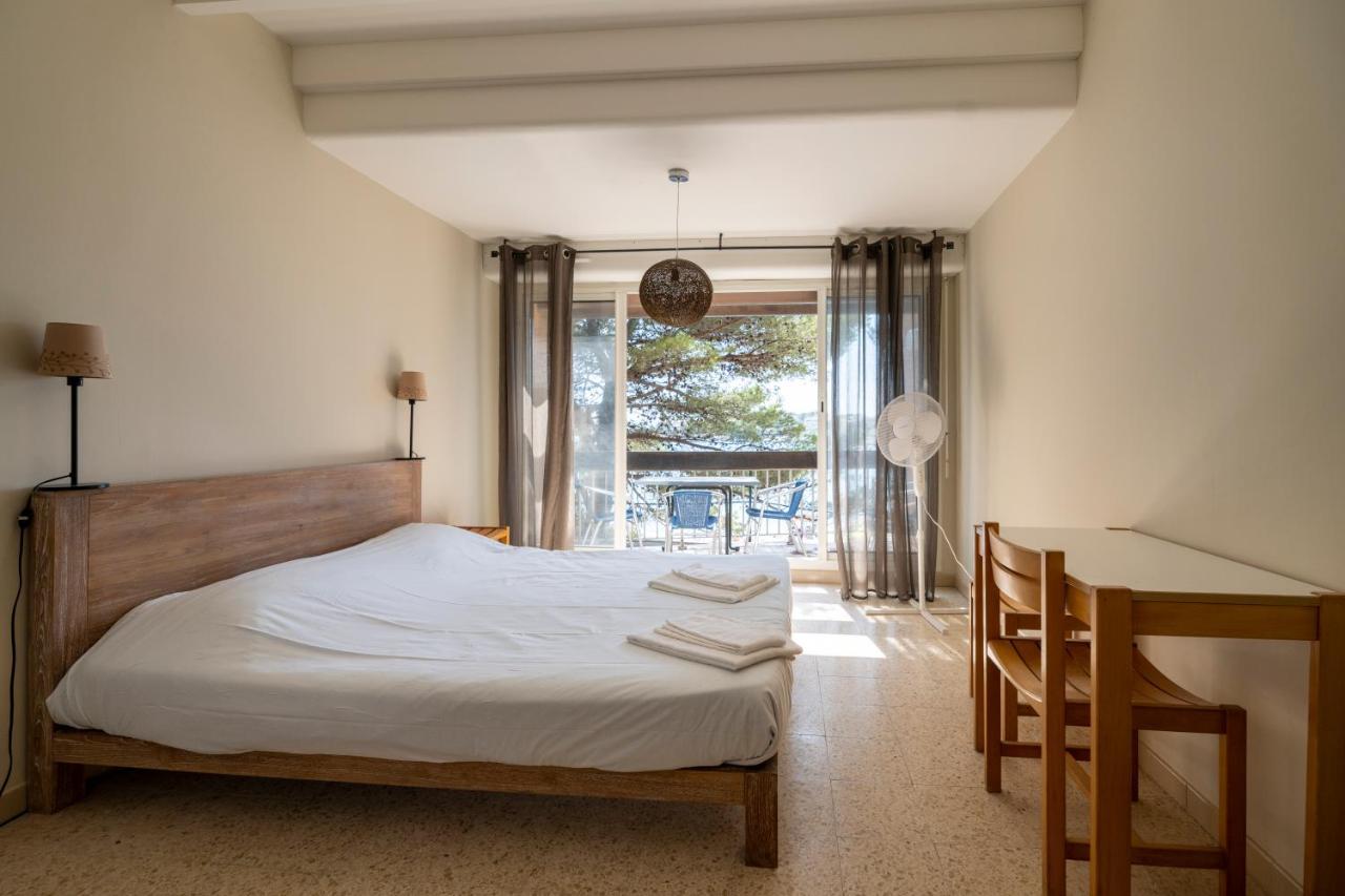Le Pescadou Aparthotel Martigues Bagian luar foto